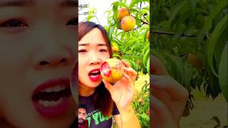 Unique fruit 🍓🍑 shorts shortsfeed satisfyingfruitcutting [upl. by Kast]