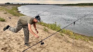 ЭТОТ МОНСТР ТАЩИТ В ГЛУБИНУ Побил РЕКОРД Рыбалка на нижней Волге Рыбалка в Астрахани 2023 [upl. by Osrick287]