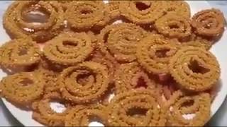 चावल के आटे की कुरकुरी चकलीDiwali Snacks Recipe [upl. by Candra154]