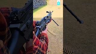 M249 SAW Light Machine Gun [upl. by Alguire]