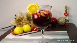 SANGRIA DE FRUTAS Receta fácil y deliciosas vino con fruta 🍇 [upl. by Ennoira68]