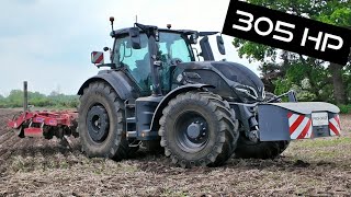 BIG BEAUTIFUL VALTRA Q305 Using a SUMO TRIO [upl. by Thadeus249]