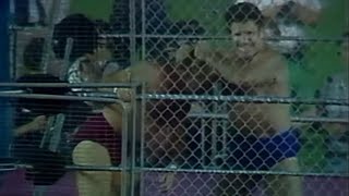 Bruno Sammartino vs Larry Zbyszko  Cage Match Showdown at Shea August 9 1980 [upl. by Yvan]