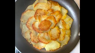 How To Make A Crispy Fried Potatoes  Pan Fried Potatoes [upl. by Rhonda244]