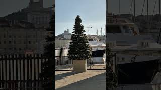 Marseille sactive pour le décor de Noël au VieuxPort et centreville [upl. by Enak]