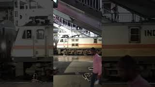 indianrailways railwayfanexpress train therailzone railfanpcirctc factsinhindi railknowledge [upl. by Berga]