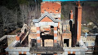 Chateau collapse during a tornado [upl. by Izawa]