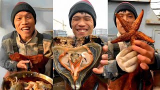 Chinese fishermen eat octopus Boston lobster scallops clams crabs razor clams conches [upl. by Anibor]