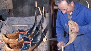 Zuecos de punta larga o sabots artesanos con madera  El sabotier  Oficios Perdidos  Documental [upl. by Hamforrd]