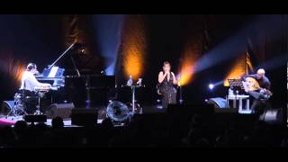 Sezen Aksu  quotYine mi Çicekquot 27042013  TİM Show Center Trio Konseri [upl. by Brieta]