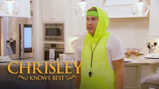 Chrisley Knows Best  Season 6 Episode 1 Nanny Faye Cracks Herself Up Making Fun of Todd [upl. by Ahsir7]