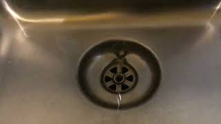 Interesting kitchen sinkdrain with drainbasket and little whirlpool and loud gurgling sound [upl. by Ahsiret550]