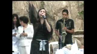 CANTORA CRISTIANE PRISIONEIRO [upl. by Eintroc]