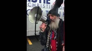 Vermin Supreme in Derry NH [upl. by Dazhahs]