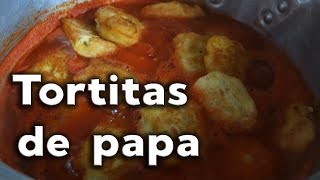 Tortitas de papa en caldillo de jitomate [upl. by Dyraj]