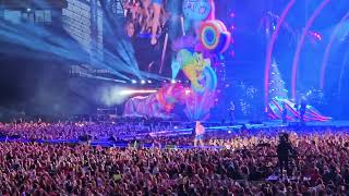 Pink  Whats Up4 Non Blondes Cover  Aviva Stadium Dublin [upl. by Stevena]