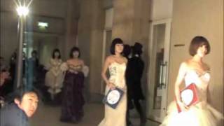 戸板女子短期大学２０１０年度戸板祭ファッションショー [upl. by Aisorbma906]