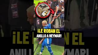 Un fan le roba el anillo a Neymar [upl. by Anneres810]