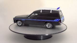 Holden HZ Sandman Panel Van  118 Diecast Model [upl. by Estevan]