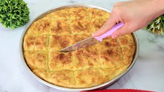 Hazır Yufkadan Peynirli Tepsi Böreği Tarifi 😋 Nefis Sosuyla Sodalı Peynirli Börek [upl. by Losyram]