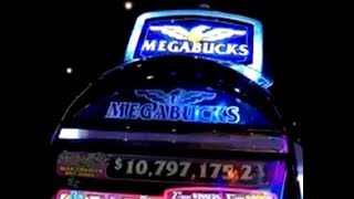 Megabucks Slot Machine play in Vegas [upl. by Akemat]