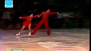 Legends of Soviet figure skating Irina Rodnina and Aleksandr Zaitsev [upl. by Launamme]