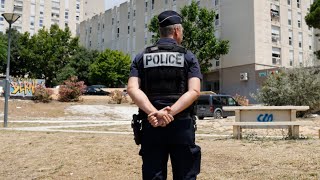 Trafic de drogue  lopération quotplace nettequot se poursuit dans la cité de La Castellane à Marseille [upl. by Brent]