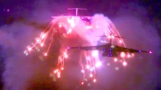 Fireworks on C17 Aircraft Awesome Aerial Flares [upl. by Delisle]