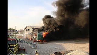 Vollbrand einer großen Lagerhalle in der Marktgemeinde Waldstetten bei Ichenhausen [upl. by Ariaic]