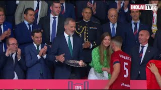 La infanta Sofía debutó en su primer acto deportivo durante la Copa del Rey con su padre  ¡HOLA TV [upl. by Dahc734]