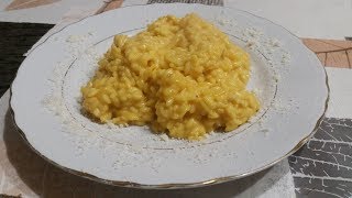 RISOTTO ALLA MILANESE [upl. by Bonn58]