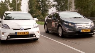 Chevrolet Volt vs Toyota Prius Plugin [upl. by Salhcin]