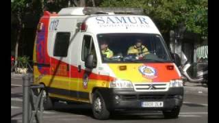 Ambulance SAMUR 02 [upl. by Ylnevaeh]