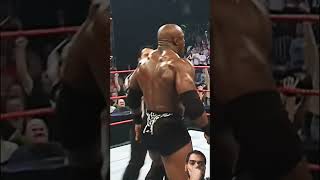 Bobby Lashley breaks the Masterlock [upl. by Enylhsa]