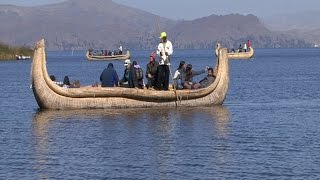 Lac Titicaca au Pérou [upl. by Ardnusal93]