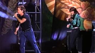 John Mellencamp  Lonely Ol NightCrumblin Down Live at Farm Aid 1999 [upl. by Enrica52]