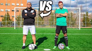 ROBERTO CARLOS VS DELANTERO09  Retos de Fútbol [upl. by Nilkoorb598]