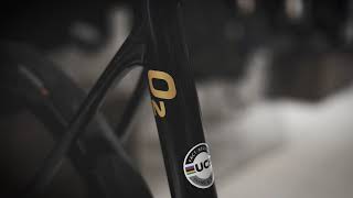 Factor O2 VAM Gold Bike [upl. by Cyd]