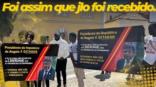 Angolanos em Portugal receberam o João Lourenço com uma forte manifestação [upl. by Erolyat643]