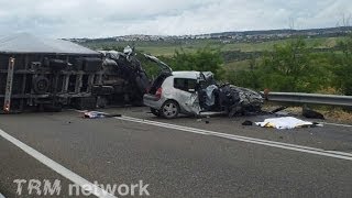 Immagini senza commento Incidente SS 7 Km 566 uscita Matera [upl. by Akinehc644]