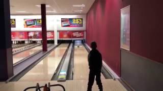 Ten Pin Bowling at Sore Intu Braehead Glasgow Me Jak amp Makenzie [upl. by Eila108]