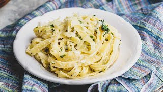 Easy Alfredo Sauce Recipe  Homemade in 10 Minutes [upl. by Barclay815]