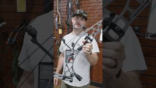 Hoyt Alpha X 33 VS Mathews Lift 33 Which one is faster archery vs [upl. by Orodisi]