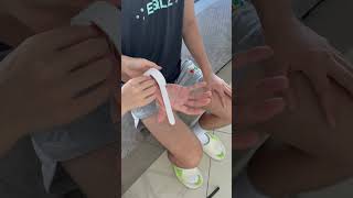 Use kinesiology tape to relieve a sprained thumb playing volleyballkinesiologytape [upl. by Enilrac]