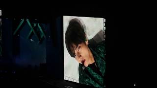 190504  BTS 방탄소년단 Kim Taehyung  Singularity  Pasadena Rose Bowl Fancam [upl. by Ardra]