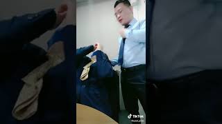 Viral tiktok pegawai bank cantikBerbeza Kasta [upl. by Gnourt]