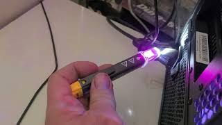 VOLTAGE DETECTOR FLUKE NON CONTACT [upl. by Christye]