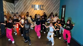 Britney SpearsquotWomanizerquot choreography by SERA ​​⁠homeydancestudio [upl. by Estas982]