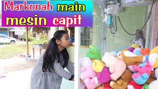 MARKONAH MAIN MESIN CAPIT BONEKA [upl. by Gonta715]