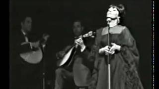 Amália Rodrigues canta Lavadeiras De Caneças Olympia [upl. by Berthold351]